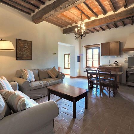 Castello Di Montalto Aparthotel Castelnuovo Berardenga Bagian luar foto