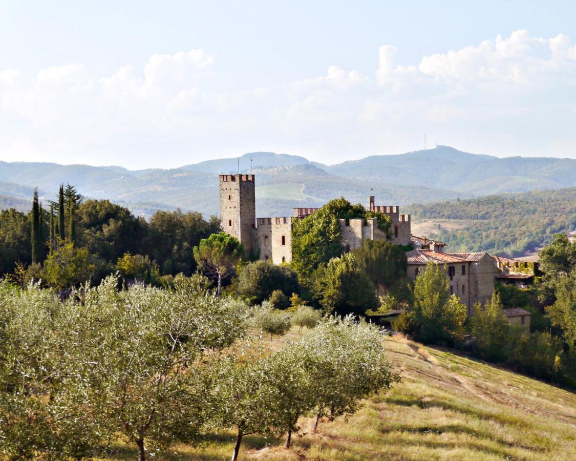 Castello Di Montalto Aparthotel Castelnuovo Berardenga Bagian luar foto